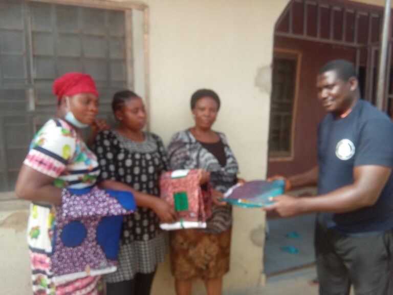 552165BA-8278-4C33-8482-57BC7B092FD2