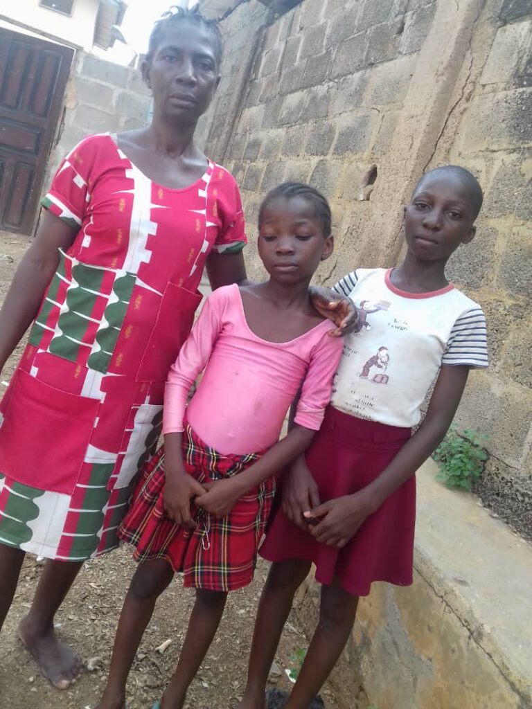 CECA464F-006C-4E82-8113-C493B288A142